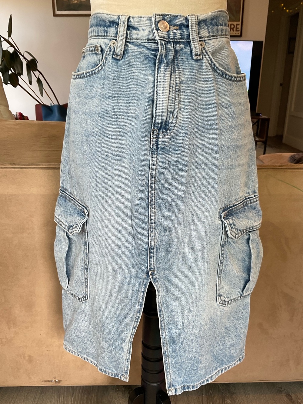 Calvin Klein Jeans Women's Blue Denim High Rise Cargo‎ Midi Skirt Pockets 28